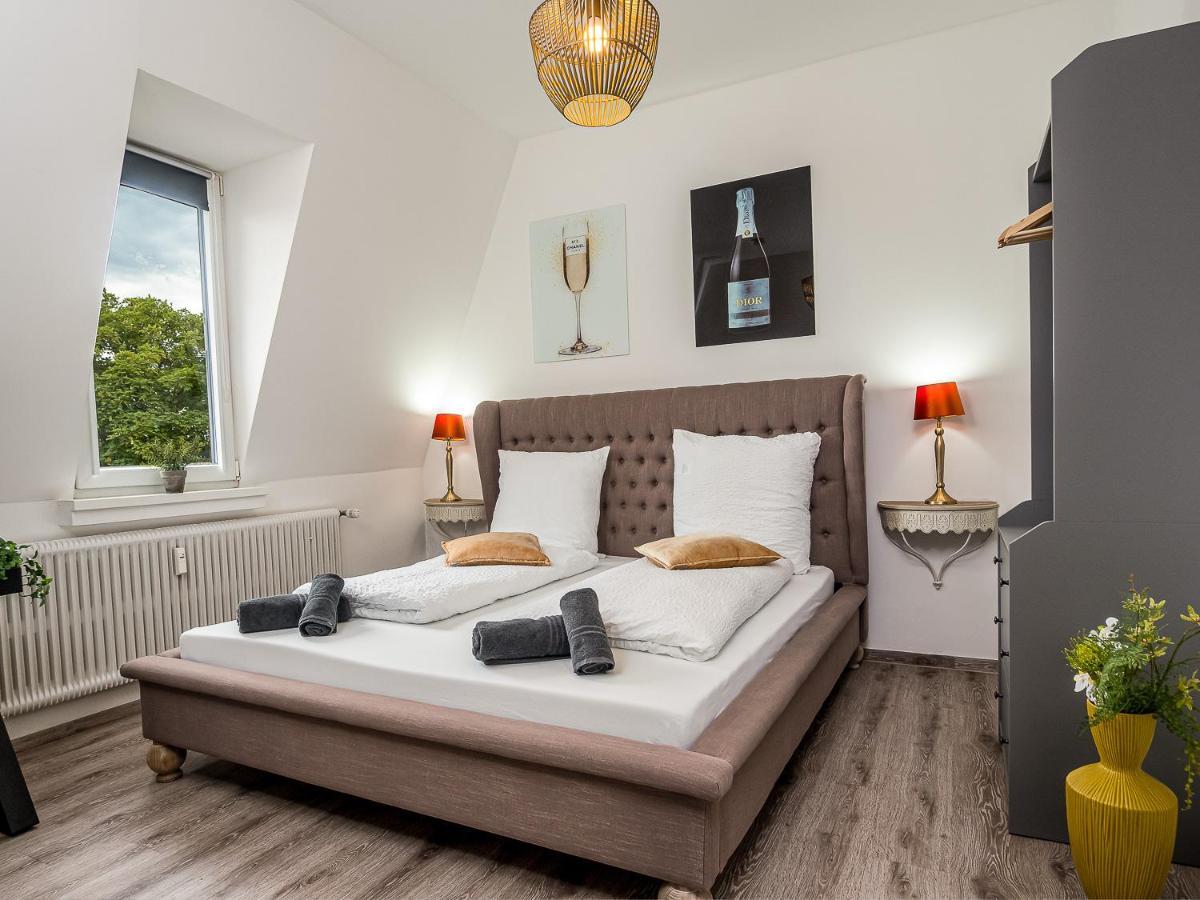 Fabelhafte Apartments Zum Wohlfuehlen Mit Junik Apartments Duisburg Bagian luar foto